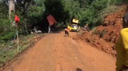 Pascajalan Ambles di Cianjur, Dinas PUPR Jabar Papas Tebing untuk Buat Jalur Baru