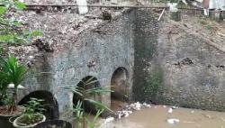 Memprihatinkan, Begini Nasib Cagar Budaya Jembatan Kereta Terowongan Tiga Matraman 