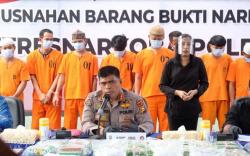 Dikejar Polisi, Pengedar Sabu 20 Kg di Dumai Berhenti usai Mobilnya Ditembak