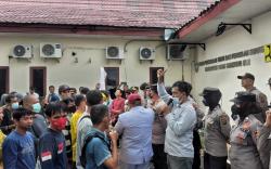 Kantor Dinas PUPR Kabupaten OKU Didatangi Pedemo, Ini Tuntutannya