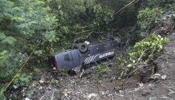 Penampakan Bus Rombongan Guru Masuk Jurang di Tasikmalaya, 4 Orang Tewas<