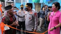 Bakti Sosial HUT ke-76 Bhayangkara, Polda Sumut Bedah Rumah 17 Warga Kurang Mampu