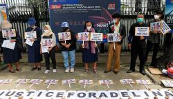 Tuntut Keadilan untuk Pekerja Adelina, Massa Datangi Kedubes Malaysia