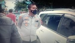 Perampok Pecah Kaca Mobil Mewah di Tasikmalaya, Gasak Uang Rp300 Juta<
