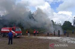 Hadapi Ancaman Karhutla, Pemkab Barito Selatan Gelar Simulasi Pemadaman Api<