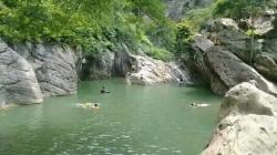 Menengok Suasana Alam Bandung Purba di Objek Wisata Sanghyang Heuleut Cipatat KBB <