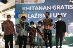 Lazismu Cabang UMY Gelar Khitanan Massal Diikuti 130 Peserta