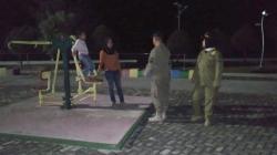 Fasilitas Umum di Pantai Piwang Rusak, Satpol PP Natuna Tertibkan Pengunjung 