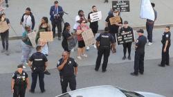 Sadis! Pria Kulit Hitam Tewas dengan 60 Luka Tembak<