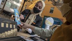 Harga Emas Antam Hari Ini Anjlok Rp10.000, Termurah Dijual Segini!