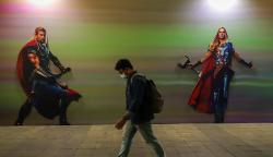 Keren, Mural Marvel Dapat Bergerak Hiasi Terowongan Kendal