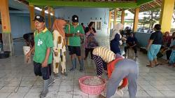 Musim Angin Timuran, Nelayan di Cilacap Berharap Ikan Segera Bermunculan