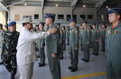 Kunjungi Lanud Iswahjudi, Prabowo: Saya Ingin TNI AU Unggul dan Kuat