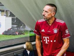 Franck Ribery Umumkan Pensiun di Usia 39 Tahun: Bola Boleh Berhenti tapi Hatiku Tidak