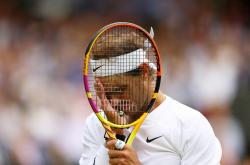 Cedera Perut, Rafael Nadal Mundur dari Semifinal Wimbledon 2022