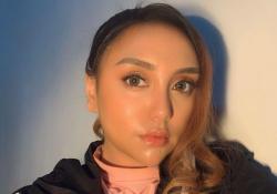 Siap Dibuang saat Putuskan Pindah Agama, Salmafina Sunan: Bersyukur Keluarga Tetap Berdiri Tegar