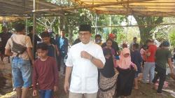Potong Sapi Kurbannya Sendiri, Anies: Alhamdulillah Lancar