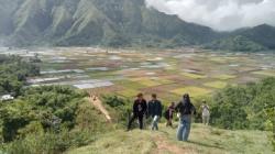 Dini Hari hingga Jelang Subuh Suhu di Kaki Gunung Rinjani 12 Derajat Celsius<
