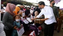 Kunjungan Jokowi ke Subang, Warga: Seneng lah Bisa Salaman dan Dikasih Amplop