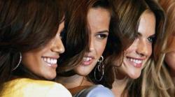 Ngeri, PNS di Kota Ini Wajib Senyum atau Didenda Setara 6 Bulan Gaji