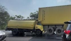 Dua Truk Kecelakaan di Tol Tangerang-Merak, 1 Orang Tewas