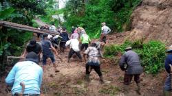 Tebing 6 Meter Longsor, Rumah Warga di Ngamprah KBB Rusak Parah, Penghuni Selamat<