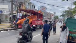 BPBD Tangerang Bersihkan Rumah dan Jalan di Perumahan Ciledug Indah 1 Usai Banjir Surut