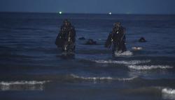 Senyap, Kopaska TNI Menyusup melalui Tabung Peluncur Torpedo Kapal Selam