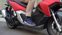 Simak, Ini Tips Posisi Kaki saat Mengendarai Motor Matik