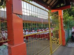 Menengok Hari Pertama Tahun Ajaran Baru Tatap Muka di DKI, Sekolah Terapkan Protokol Kesehatan    