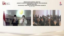 Dewan Komisioner OJK 2022-2027 Resmi Dilantik, Berikut Daftar Namanya