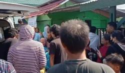 Tangis Keluarga Pecah Sambut Jenazah Satpam Tewas saat Demo Ricuh di Kejari Palopo