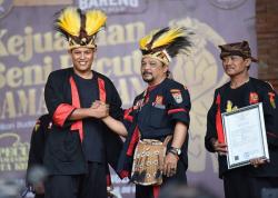 Jadi HAKI Kota Kediri, Wali Kota: Jangan Sampai Pecut Samandiman Diakuisisi Negara Lain