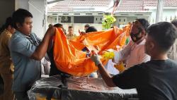 PNS Dinas Kelautan Tewas dalam Rumah, Warga Curiga Tak Berangkat Kerja