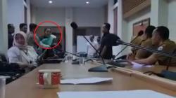 Viral, Anggota DPRD Garut Ngamuk, Banting Mik Berkali-kali, Ini Pemicu Kemarahannya<
