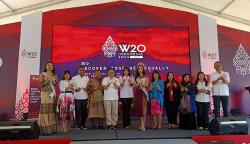 Forum Pariwisata dan Ekonomi Kreatif Perempuan oleh KADIN Indonesia dalam Kolaborasi W20