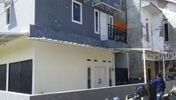 Terekam CCTV, Pencuri Gasak 2 Motor Sekaligus di Kavling Lestari Katapang Bandung<