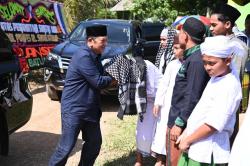 Wali Kota Irsan Hadiri Kelulusan dan Harlah Ponpes Al-Shoulatiyah<