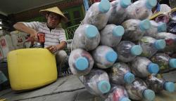 Membuat Sofa Ecobrick dari Limbah Botol Plastik