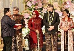 Hadiri Pernikahan Putri Anies Baswedan, Erick Thohir: MasyaAllah, Begitu Indah Dibalut Budaya Jawa