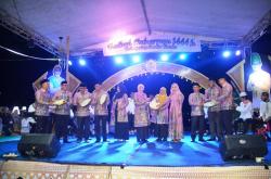 Sambut Muharram, Lomba Tanglong Kapal Hias Membludak