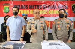 Cabuli 10 Siswi, Staf Perpustakaan SMPN 6 Bekasi Terancam 15 Tahun Penjara<