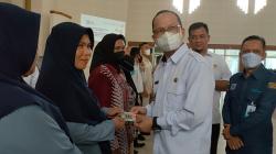 500 Honorer Bangka Tengah Terima Kartu Register, Ini Fungsinya