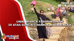 Unik, Warga Majalengka Fashion Show di Atas Sungai Cimanuk
