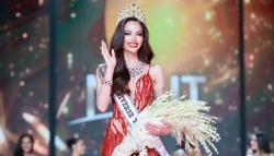 Viral, Anak Tukang Sampah Ini Menangkan Gelar Ratu Kecantikan Bergengsi