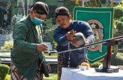 Pemkot Yogya Gelar Jamasan Pusaka Tombak Kyai Wijaya Mukti, Ini Maknanya