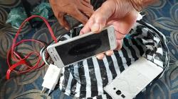 Tragis, Bocah SD di Ciamis Meninggal akibat HP Meledak saat Dicas dan Dipakai<