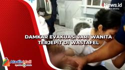 Damkar Evakuasi Jari Wanita Terjepit di Wastafel