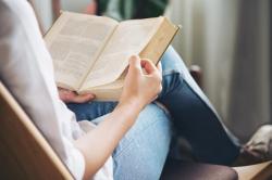 Unsur Intrinsik dalam Novel Lengkap Beserta Penjelasannya, Penulis Baru Wajib Paham