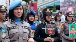 TIFF 2022 Meriah, Puluhan Polwan Ikut Serta Sapa Ribuan Warga   <